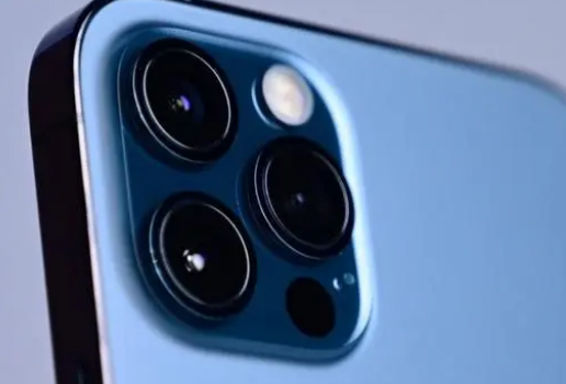 红毛镇apple维修点分享苹果iPhone小小的闪光灯 